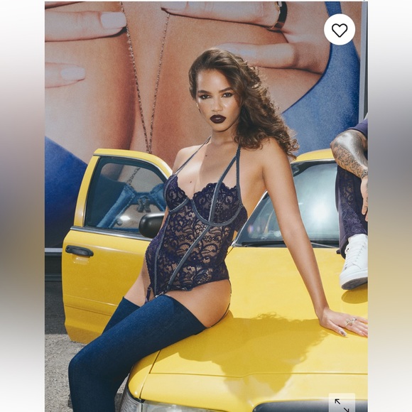 SAVAGE X FENTY ‘Framed In Denim’ Purple Teddy
SIZE M - Picture 2 of 8